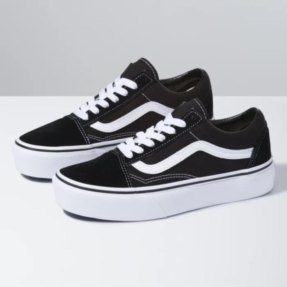 Vans platform trainers/shoes